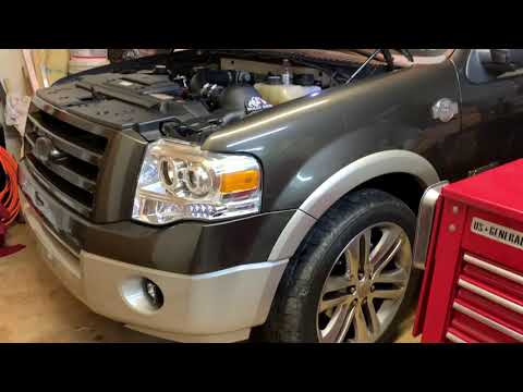 Roush supercharged Ford Expedition