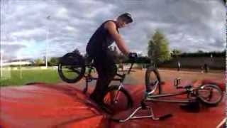 preview picture of video 'BMX Poitiers : Séance de Gym'