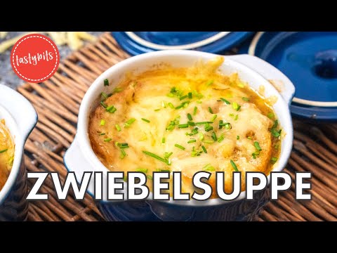 Onion soup topped with cheese! | 🇫🇷 The French recipe...