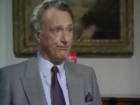 Yes Prime Minister - Prime Minister wants a cook