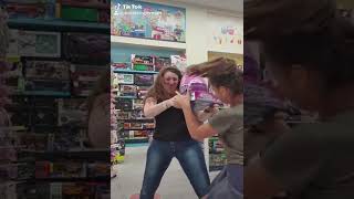 https://www.youtube.com/embed/Lsl39XlUmME