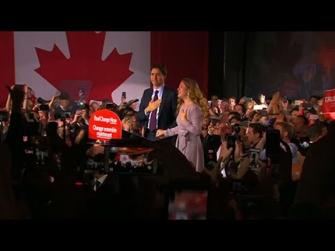 Una sorpresiva y amplia derrota del conservador Harper lleva al liberal Trudeau a gobernar Canadá