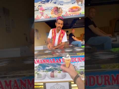 Italians vs TURKISH GELATO