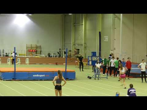 Nádházy Evelin és Kőszegi Míra futása 200 m-en