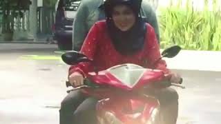 Download lagu Neleydia Senrose Kena Raba Tetek mp3