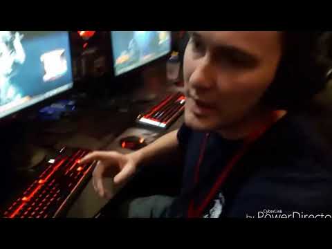 Quake Champions  play Anarki+Different weapons skins