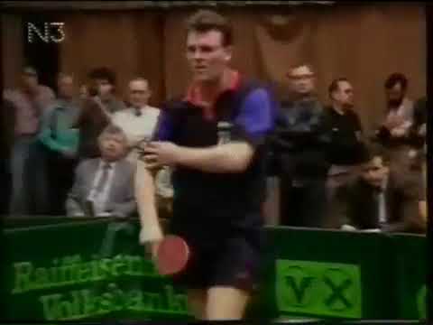 Tischtennis  60 DM Rostock Carsten Matthias schlägt Peter Franz