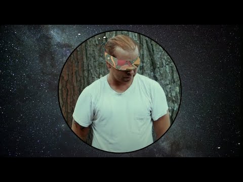 Video thumbnail for we in a different room