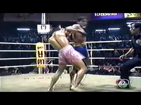 Yodkhunpon Sittraiphum Elbow Highlight (ยอดขุนพล ศิษย์ไตรภูมิ) | Muay Thai