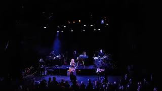 Eva Dahlgren - En Plats På Jorden (Live Pustervik 180429)