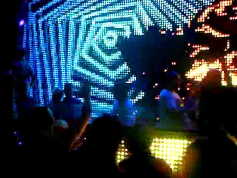 sven vath @ cocoricò riccione 26 08 09  play michel cleis    la mezcla  INSUPERABILI