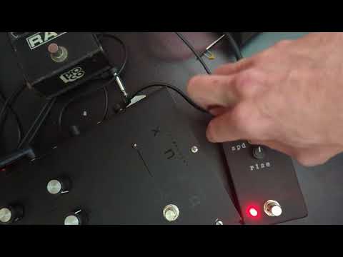 Discordance Electric viib modified VB-2 Vibrato Warble Detune image 5