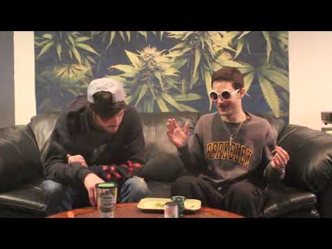 Strain Tasters Cannabis Reviews  - Dutch Hawaiian