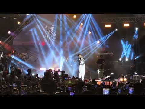 ZEBBIANA by SKUSTA CLEE ( LIVE )