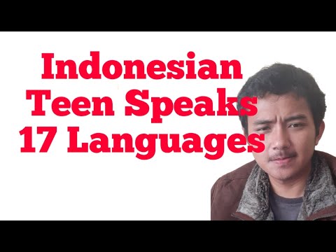 Indonesian Teen Speaks 17 Languages and Speaks about Eid Mubarak