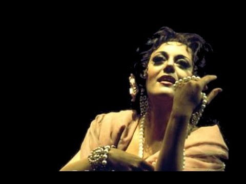 Tatiana Troyanos sings ""Séguedille" - LIVE!