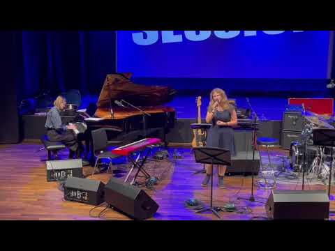 "When I Was Your Man" ~Bruno Mars covered by UnElli feat. Nathalie