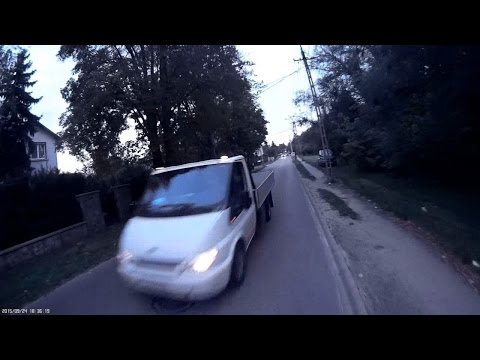 IOJ-944 Átfér a bicajosok között - Fits between cyclists