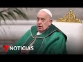 Francisco se disculpa por emplear término homófobo en un encuentro con obispos | Noticias Telemundo