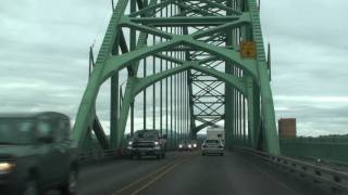 preview picture of video 'Yaquina Bay Historic Bridge On The Pacific Coast Newport Oregon'