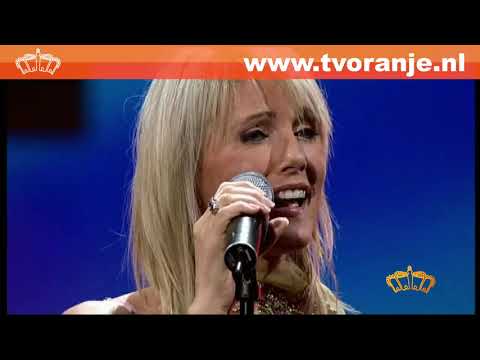 TV Oranje Artiesten Special - Dana Winner