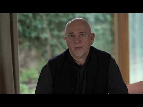 Peter Gabriel salutes Ray Cooper