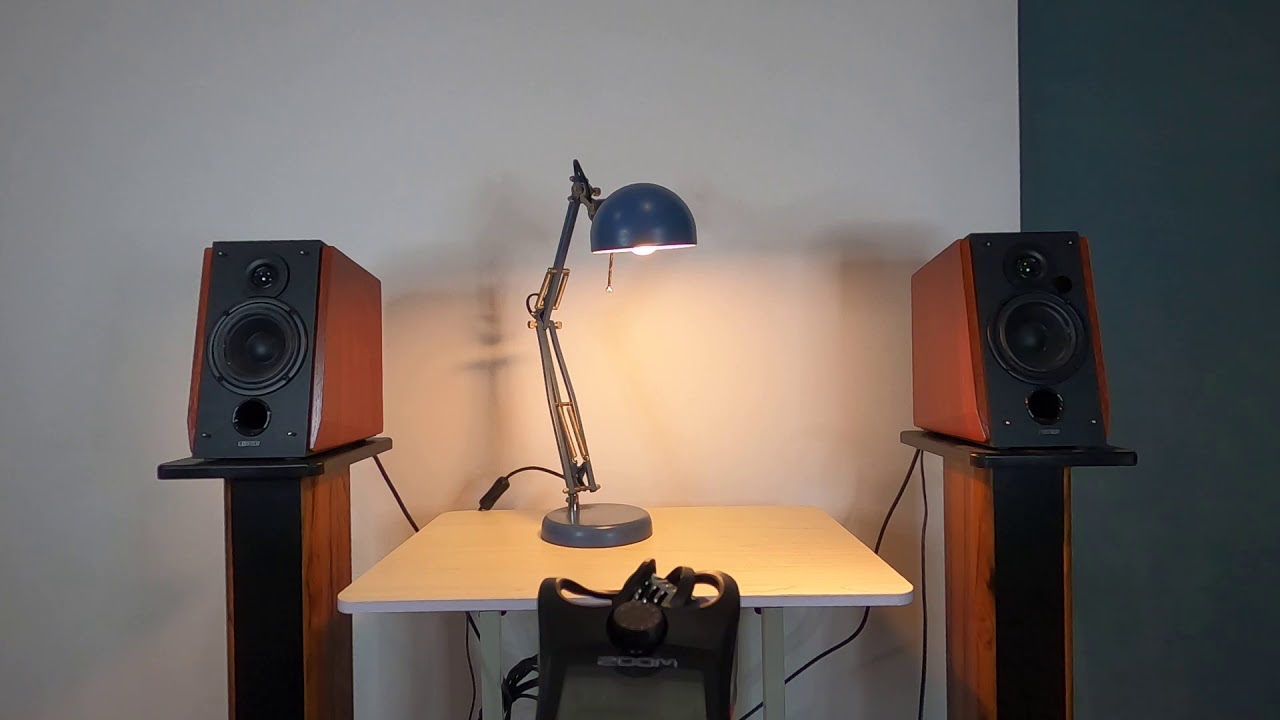 video Loa Bluetooth Edifier R1700BTS chính hãng 0