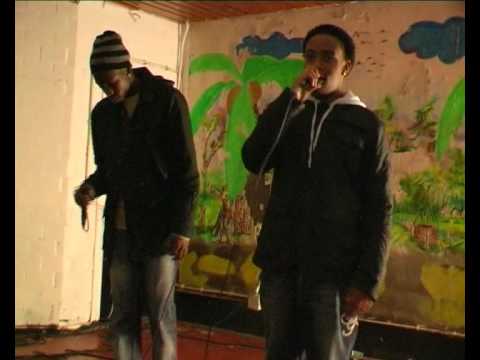 Du'Gellow & Liino'Babyy @ Nul10 Podium Vajo