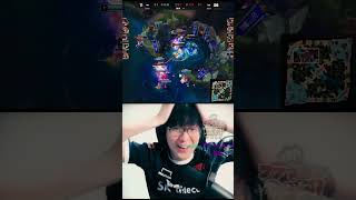 炎上したZeusをフーフーするUG - Worlds2023 Semifinals T1 vs JDG  #Shorts