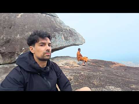 SRI LANKAN MONK INVITES ME TO HIS TEMPLE. 🇱🇰