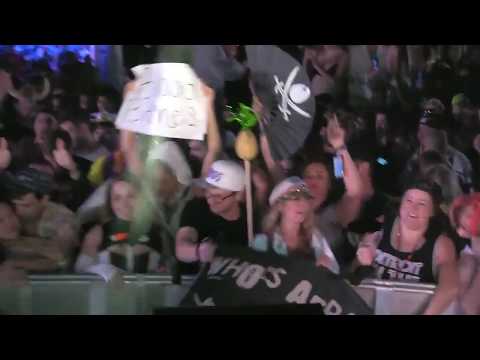 Justin Martin drops "Blame Mate - Hood Habit" @ Holy Ship 9 0, 2017