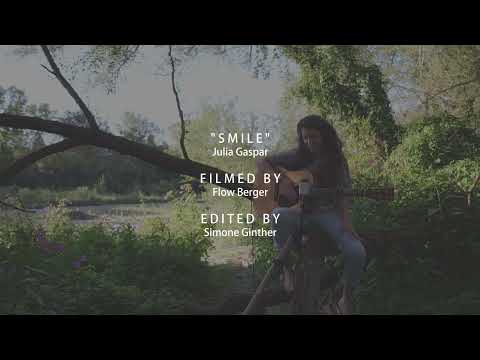 Julia Gaspar - Smile