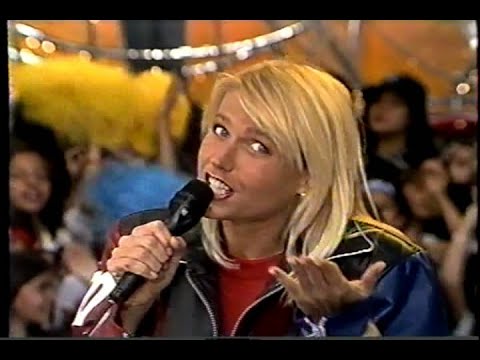 Xuxa cantando "Grito de Guerra" no "Xuxa Park" | 1995