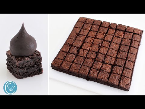 BEST Brownie Bites with Truffle Ganache Kisses! So fudgy and delicious! Brownie Recipe