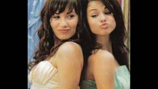 Demi &amp; Selena