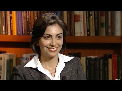 Mona Jarahi Biography