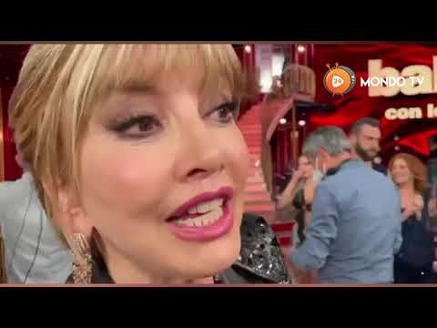 Ballando con le stelle 2021, Albano irrompe in studio e si ritira Milly Carlucci sotto shock