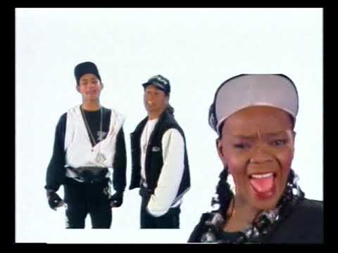 BRENDA  & THE BIG DUDES - Bump Bump (Official Music Video)