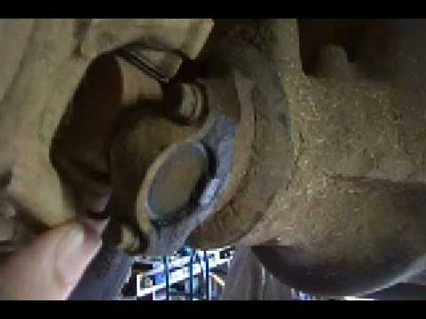 Changing out Yoke on Jeep Cherokee 8.25