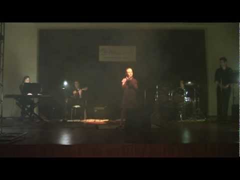 BIDELLATI-C.E.M- Recital Religioso 2011 - Maria Clara - "Abraço Eterno"