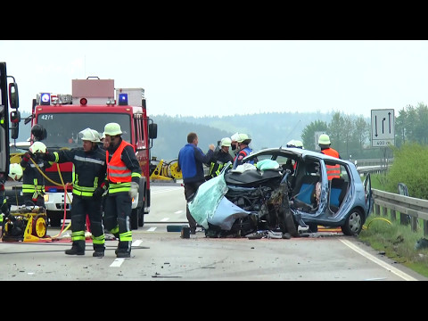 Frontalzusammenstoß – Tödlicher Verkehrsunfall auf der B20 bei Oberschneiding!