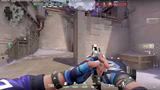 Spotlight Clip