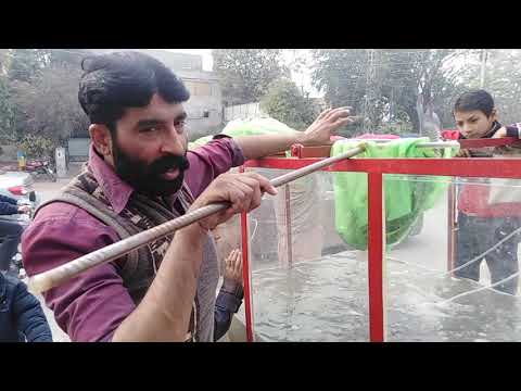 First time in Pakistan a trending idea, how to sell Fresh Fish on roadside? Viral Video 