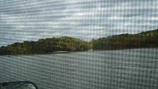 preview picture of video 'Views of beautiful Watts Bar Lake near Kingston, Tennessee'