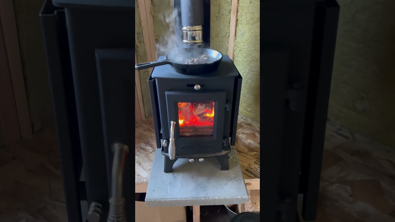 Cast iron cooking on the Tiny Wood Stove! Link in the description 💁🏽‍♂️