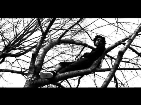 Fumando La Mota- Louie V Gonjaa ft  King Clay & St  John (Prod  by King Clay)