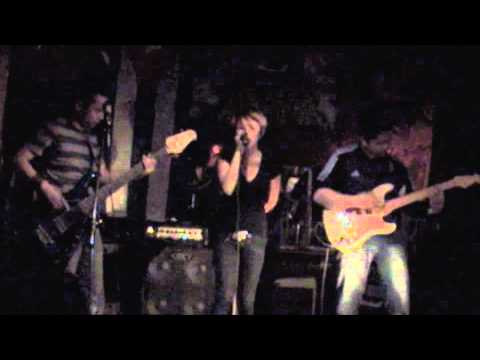 FEEBLE LIVE IN HARBOUR BAR.m4v