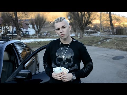 YOUNG HUNTER - LUCIAN