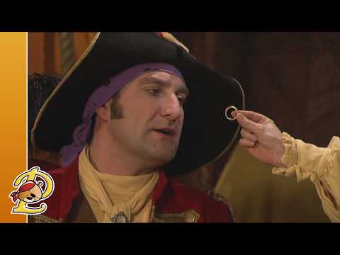 De nieuwe oorring - Piet Piraat | Studio 100 Kids