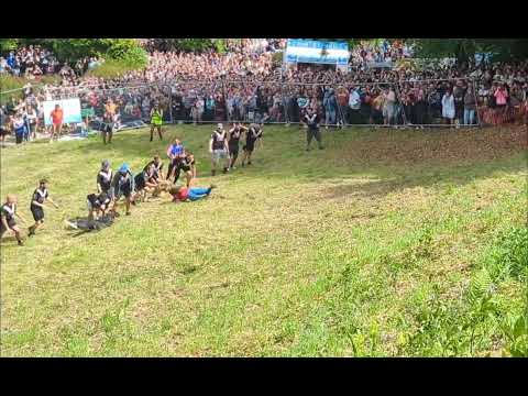 Gloucestershire cheese rolling 2023 HARD fall